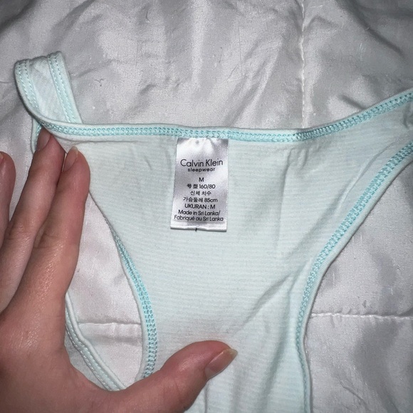 Pj set - Picture 3 of 7